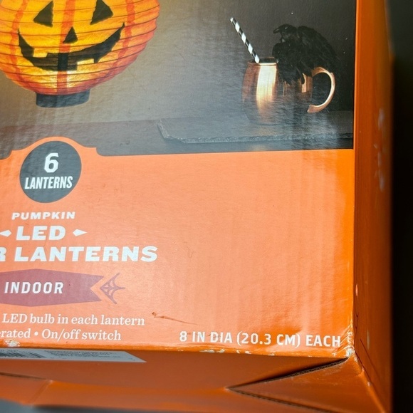 Hyde & EEK 6 LED Pumpkin Paper Lanterns Halloween Pom Wreath Indoor Decorations - Picture 6 of 14